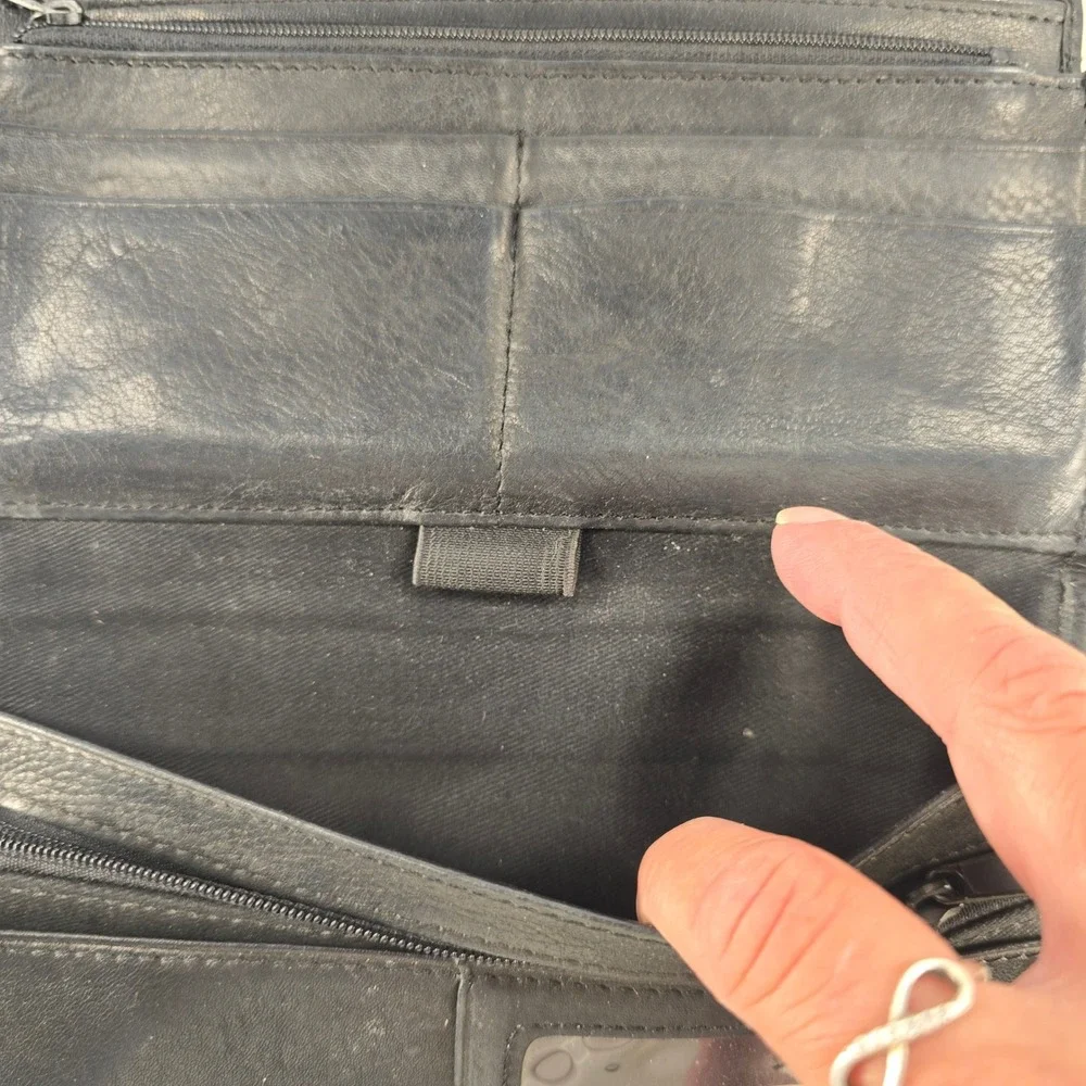 Fossil black leather